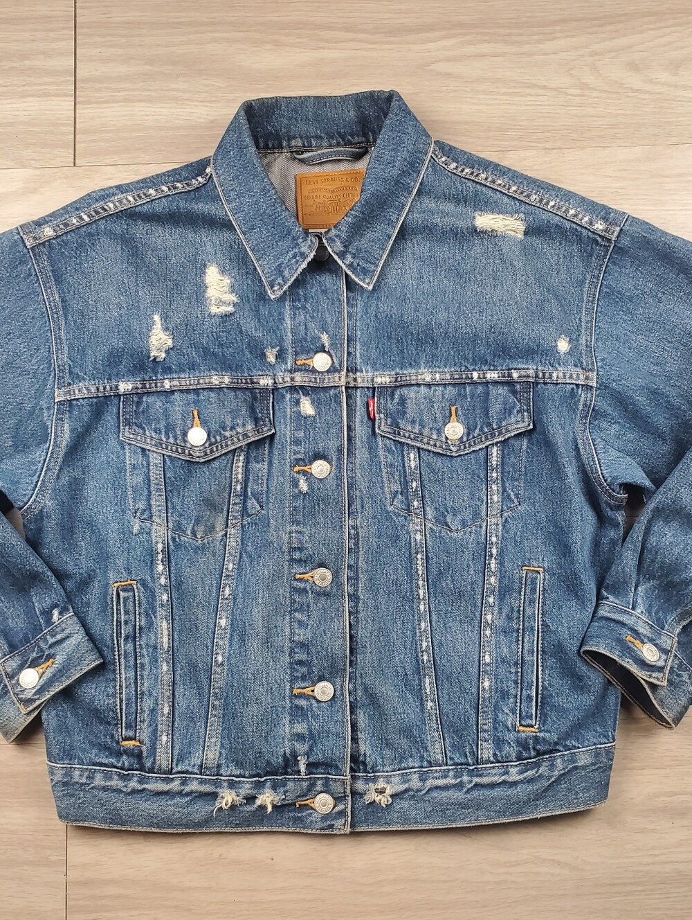 Levi's Premium Type III Trucker Denim Jacket Distressed Blue Medium